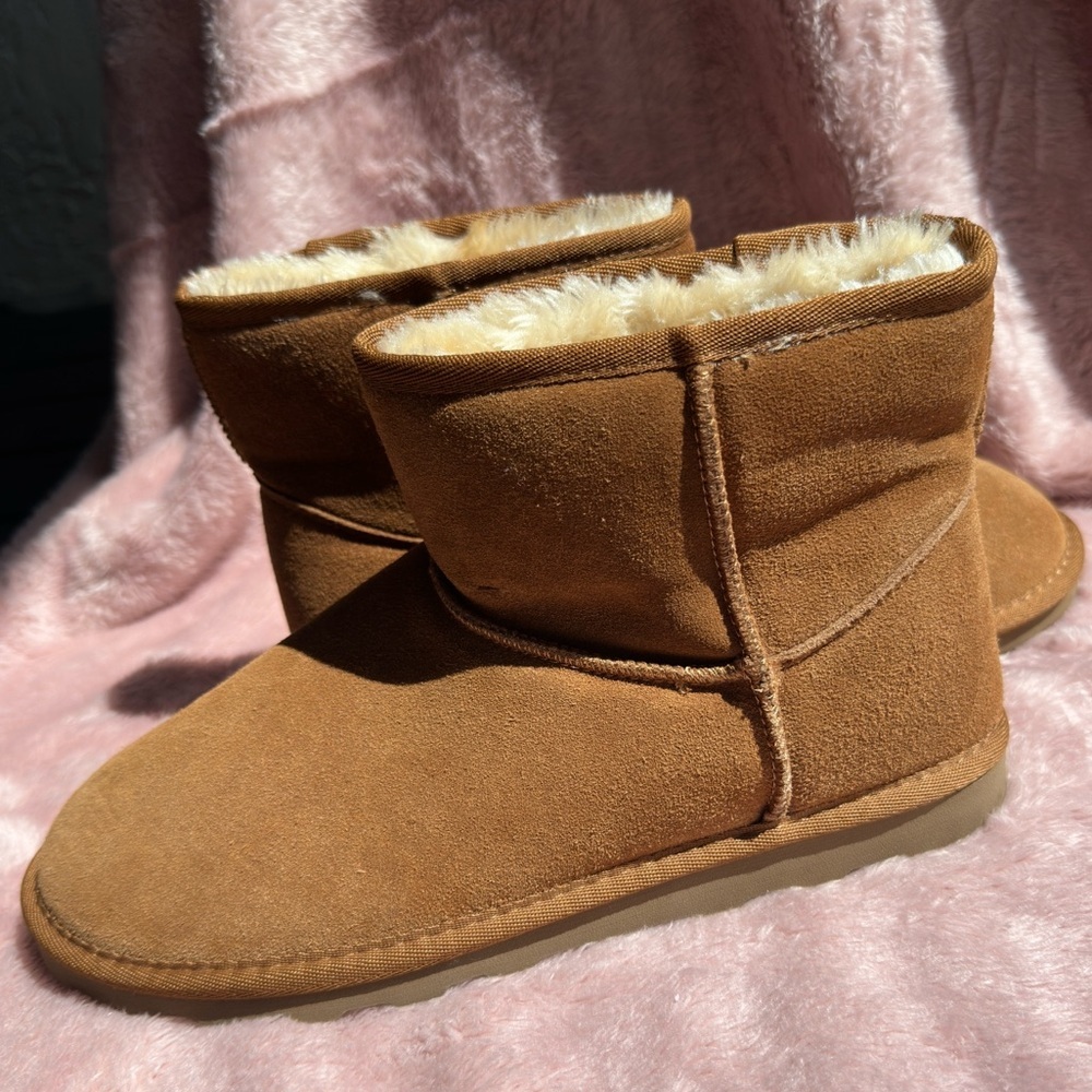 Tan Faux Suede Fuzzy Lined Winter Boots | Warm Cozy UGG-Style | Size 11